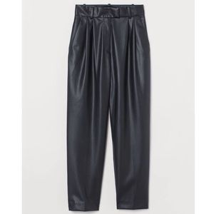 H&M Faux Vegan Leather Highwaisted Pleated Black Pants